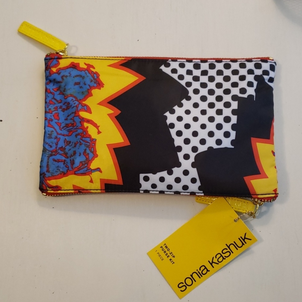 Patterned purse